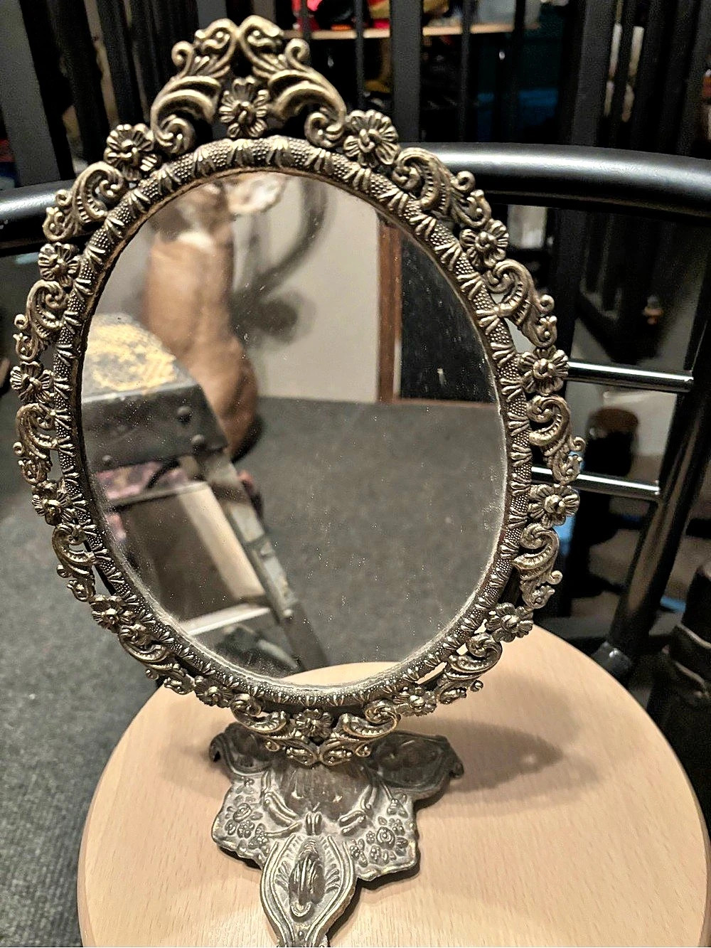 Ornate Oval Vanity Mirror